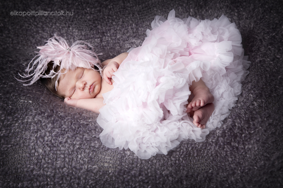 baba fotózás, újszülött fotózás - Budapesti fotóstúdióban